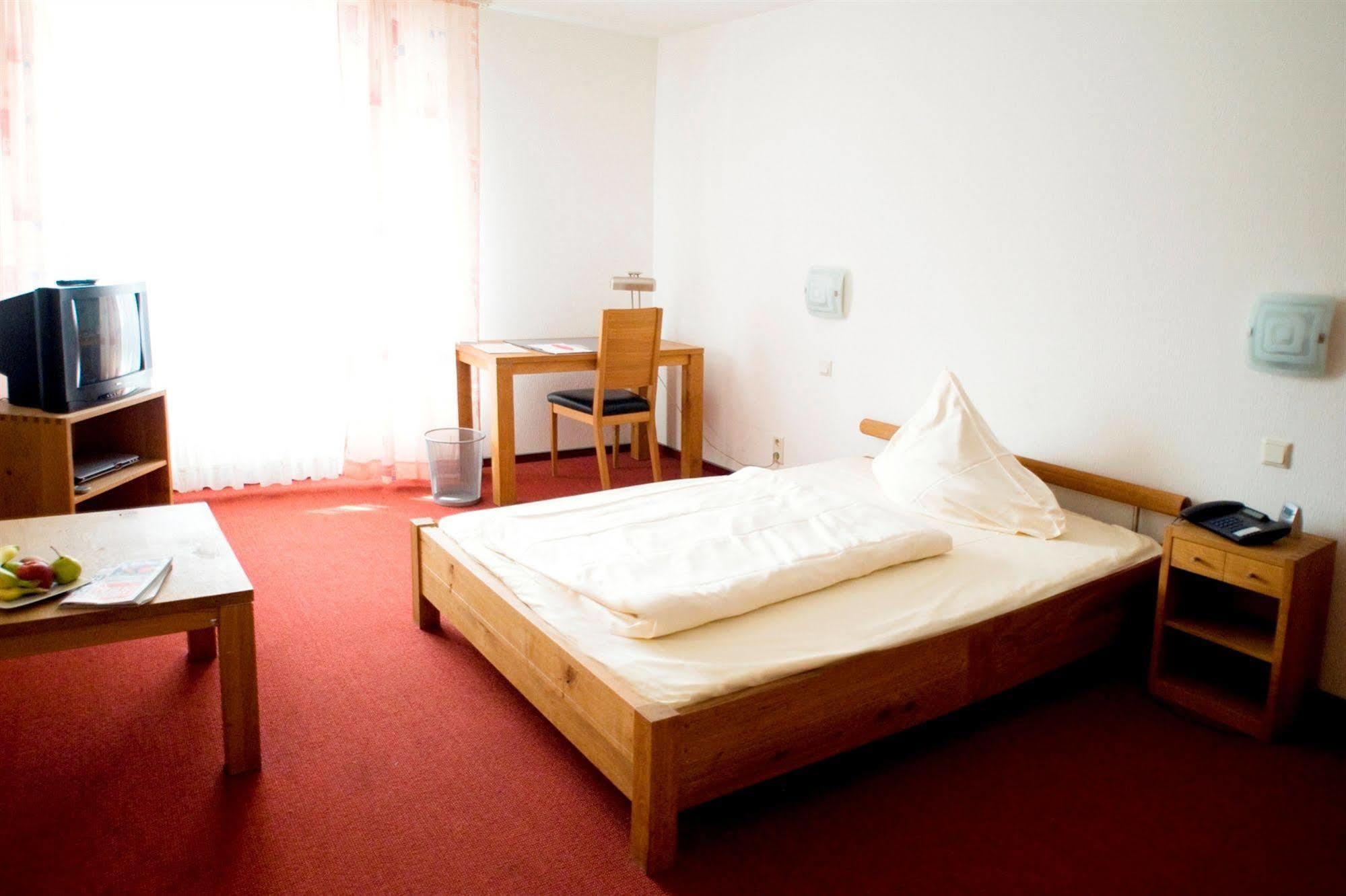 Hotel Flora ドルマーゲン エクステリア 写真